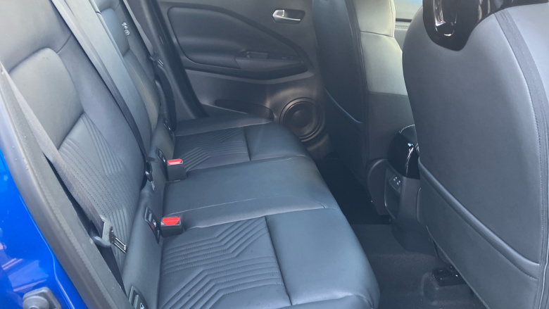 Nissan Juke 1.0 DiG-T Tekna 5dr Petrol Hatchback